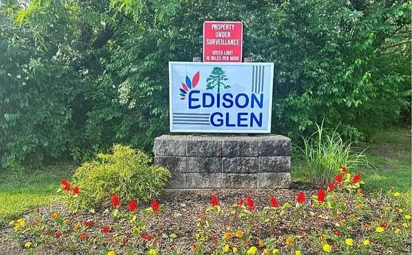 303 Edison Glen Ter — Photo 13