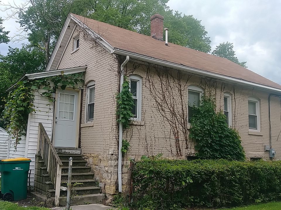 2nd image of 600 Kiep Ave