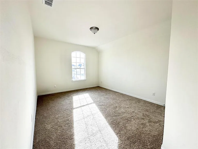 1225 Indianola Trl — Photo 15