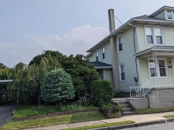514 E 3rd St, Birdsboro, PA 19508