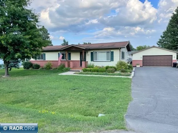 5418 Daisy Ave, Virginia, MN 55792