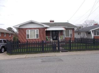 217 Edgewood Dr, Beckley, WV 25801