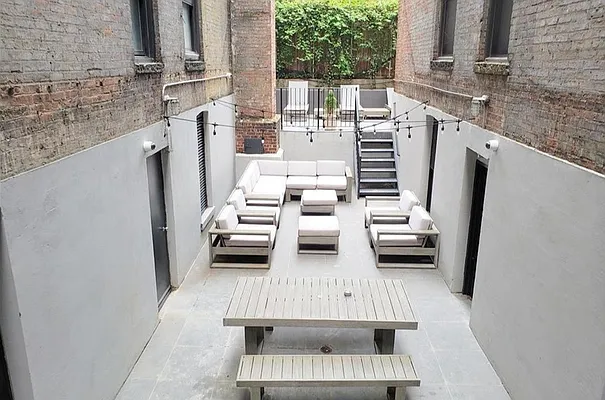 Rented by Compass | media 8