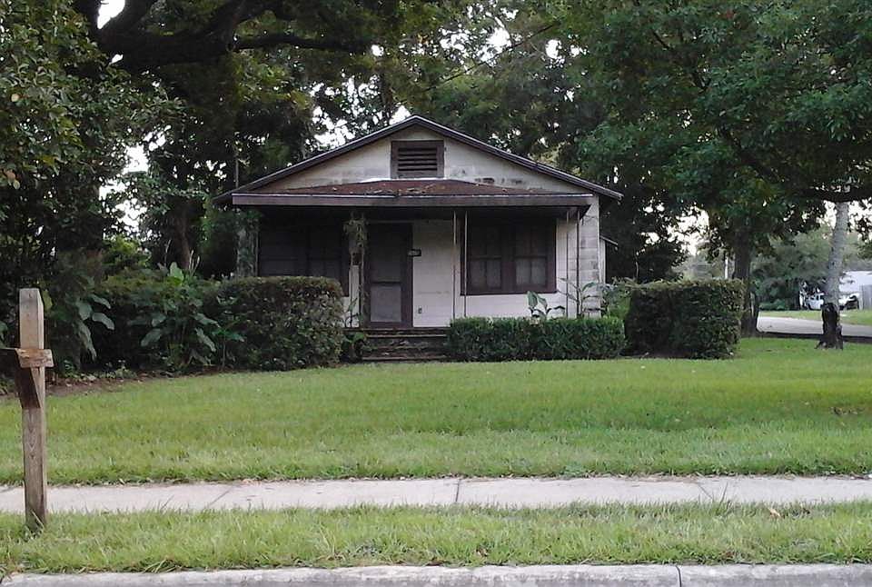 1st image of 1321 McCaskill Ave