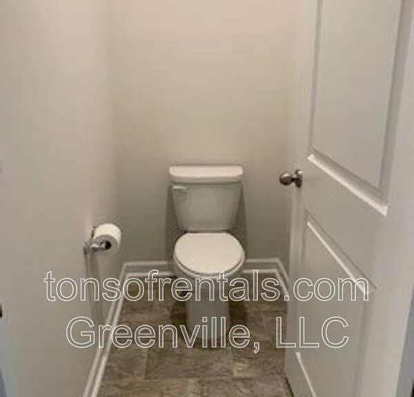 938 Pineland Dr — Photo 11