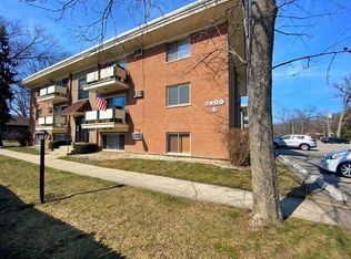 7400 W 111th St APT 108, Worth, IL