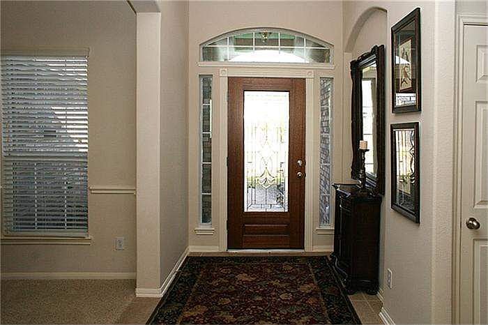 2nd image of 1334 Chelshurst Way