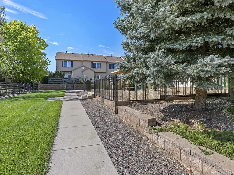 Sage Creek Townhomes — Photo 30
