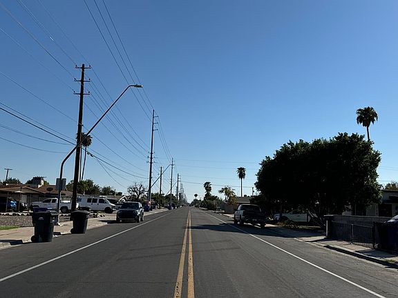 5th image of 220 N Horne