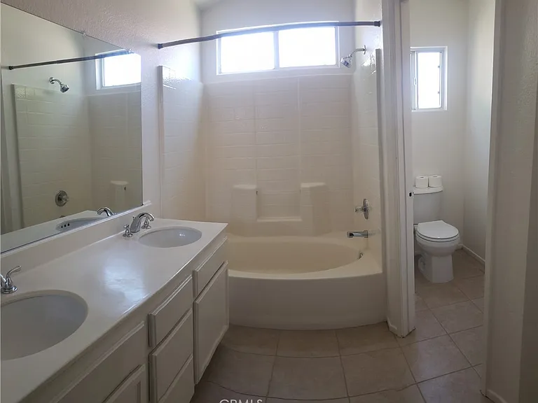 3080 Hampton Ave — Photo 9