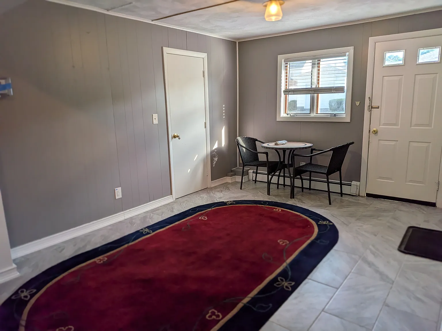 2 bed, 839 sqft, $2,300 — Photo 2