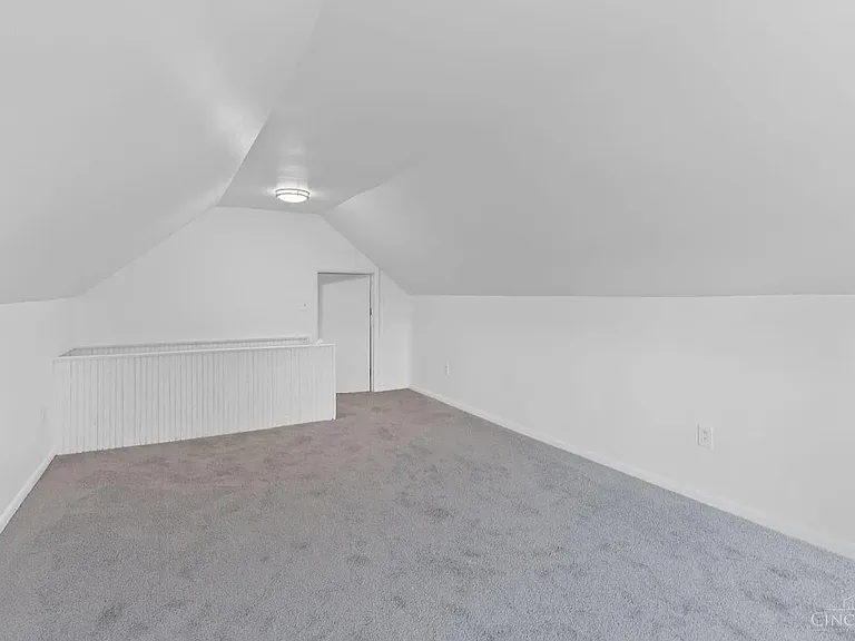 3518 Hudson Ave — Photo 17