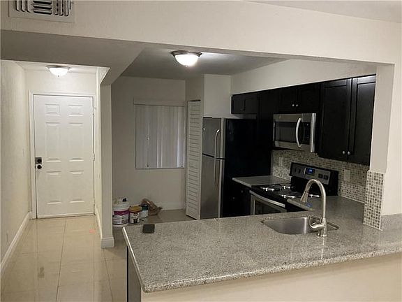 5th image of 10825 Royal Palm Blvd #2