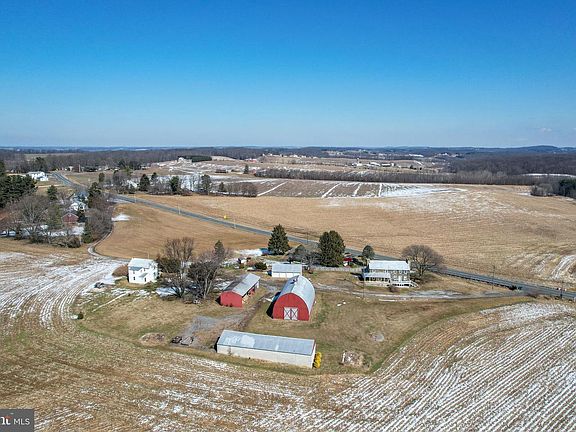 3rd image of 3026 Marston Rd