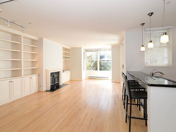3rd image of 343 Maple St