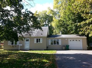 16 Village Rd, Pompton Plains, NJ 07444