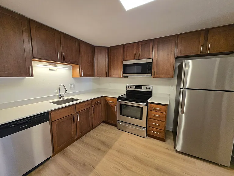 Park 3025 Apartments — Photo 48