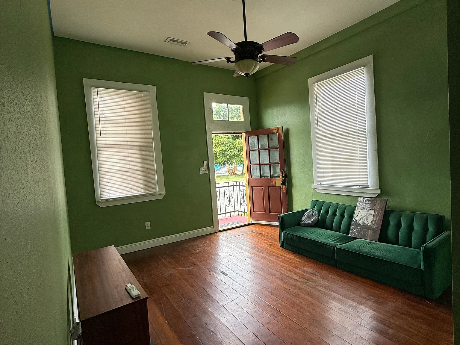 1 bed, 600 sqft, $1,100 — Photo 2