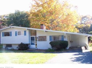 212 Maple Ave, Old Saybrook, CT 06475