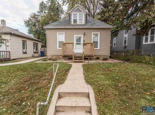 922 W 7th St, Sioux Falls, SD 57104