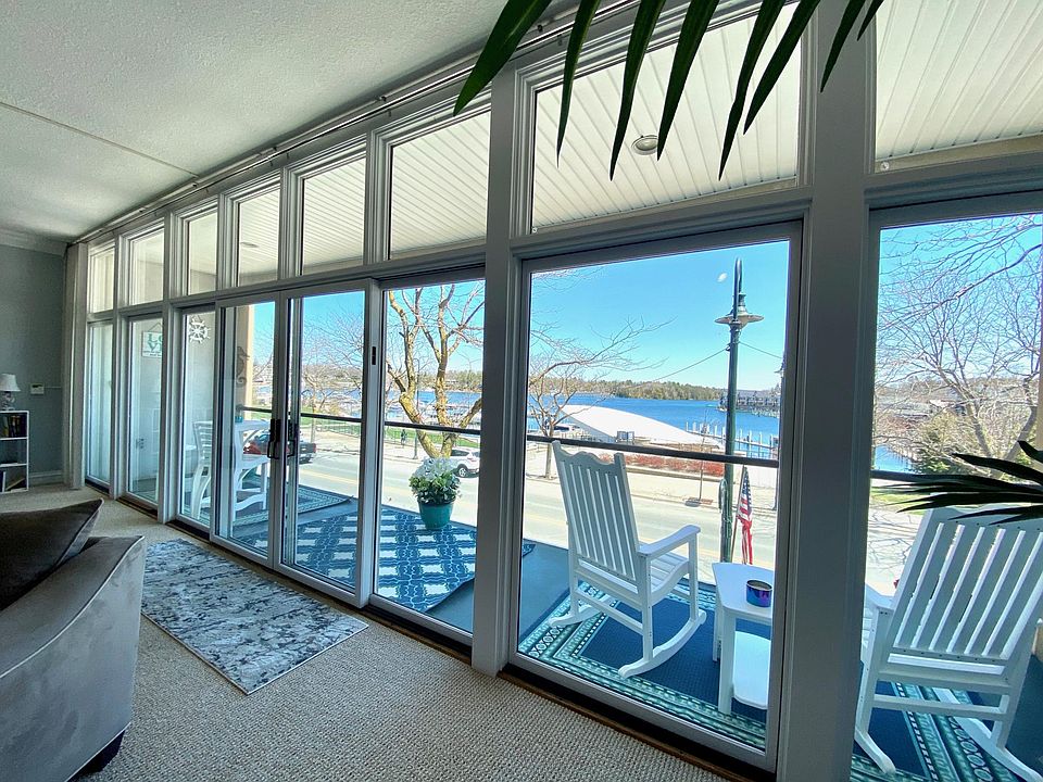 Round Lake View