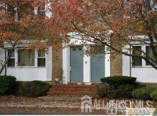 197 Evergreen 6a Rd, Edison, NJ 08837