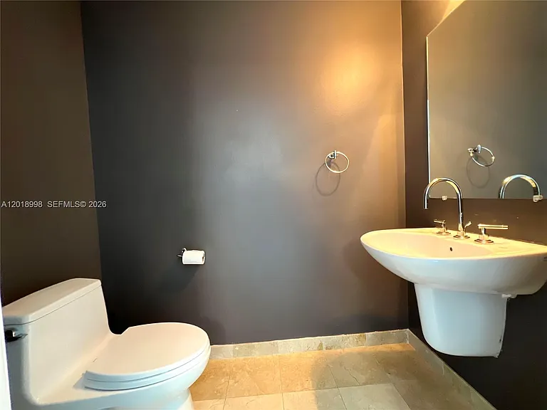 6515 Collins Ave #1801 — Photo 9