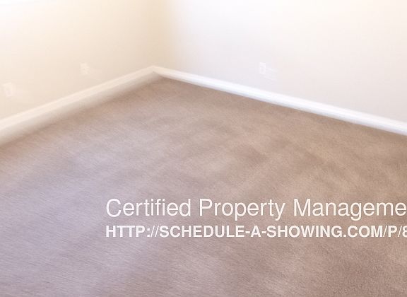 4th image of 616 N 46th St APT 2