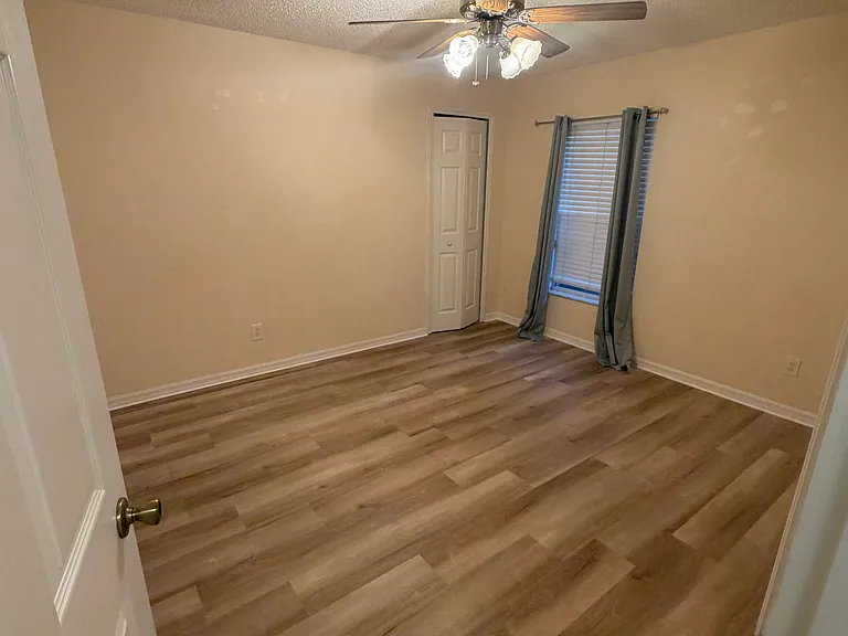 4911 Manchester Dr — Photo 21
