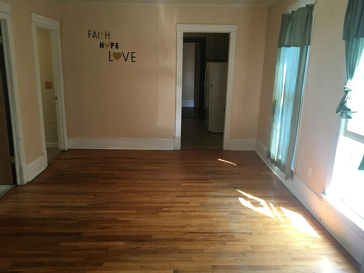 2 bed, 1000 sqft, $850 — Photo 3