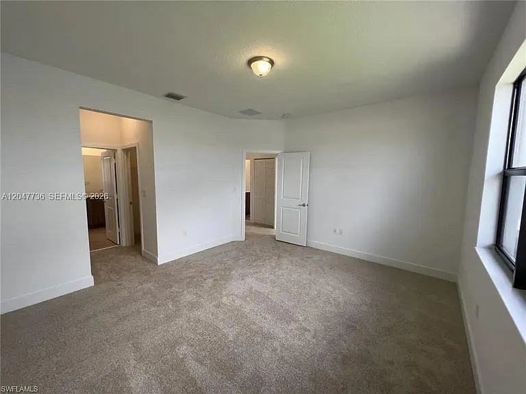 5645 Cerva Ln — Photo 5