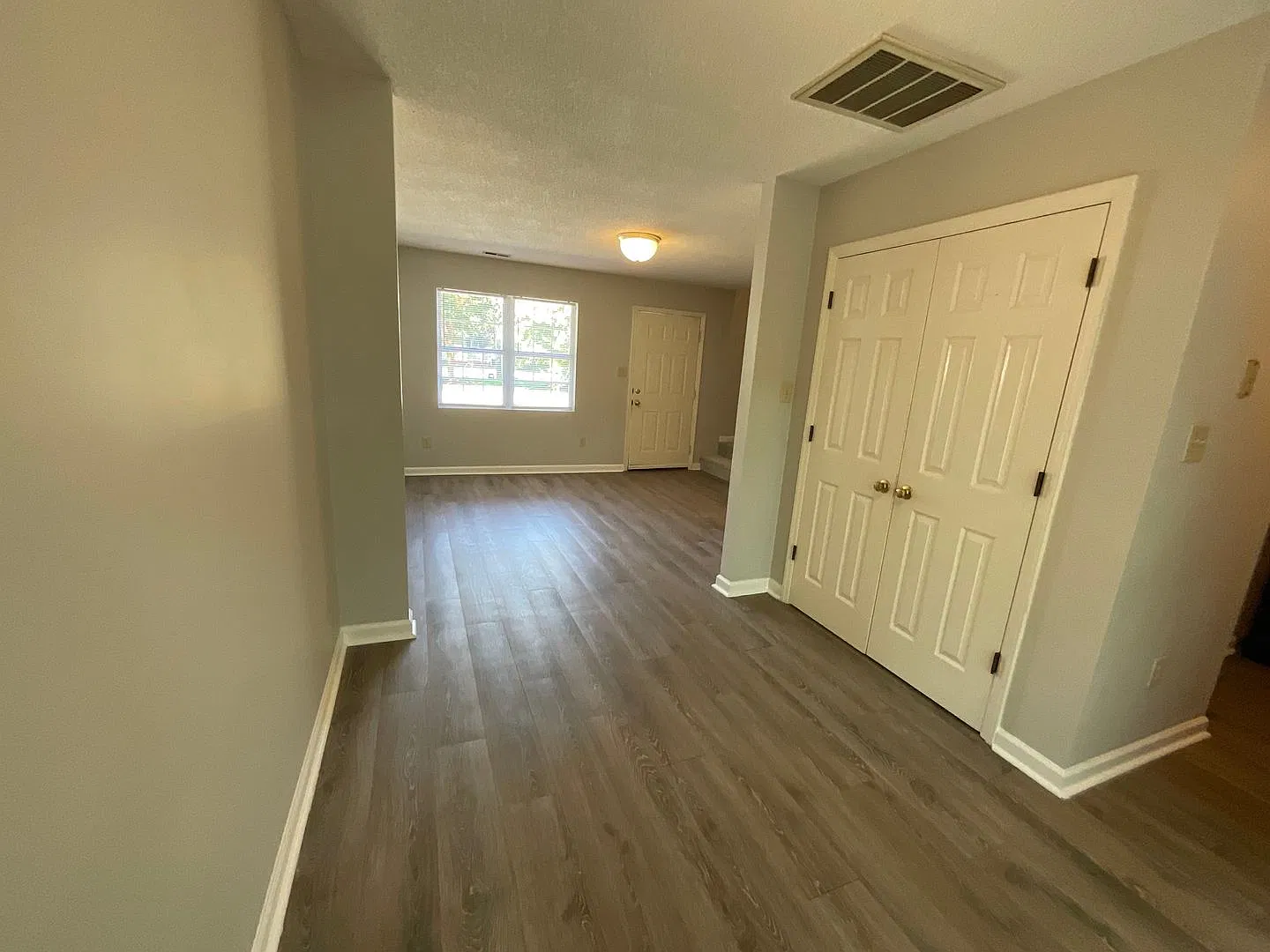 Towerview Townhouse — Photo 3