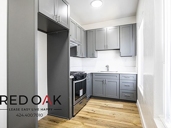 2nd image of 974 1/4 S Gramercy Pl #507