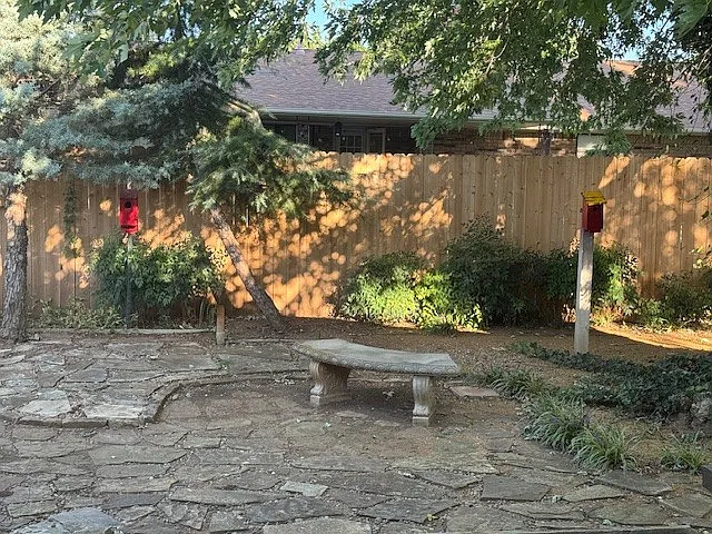 920 Countrywood Ln — Photo 21