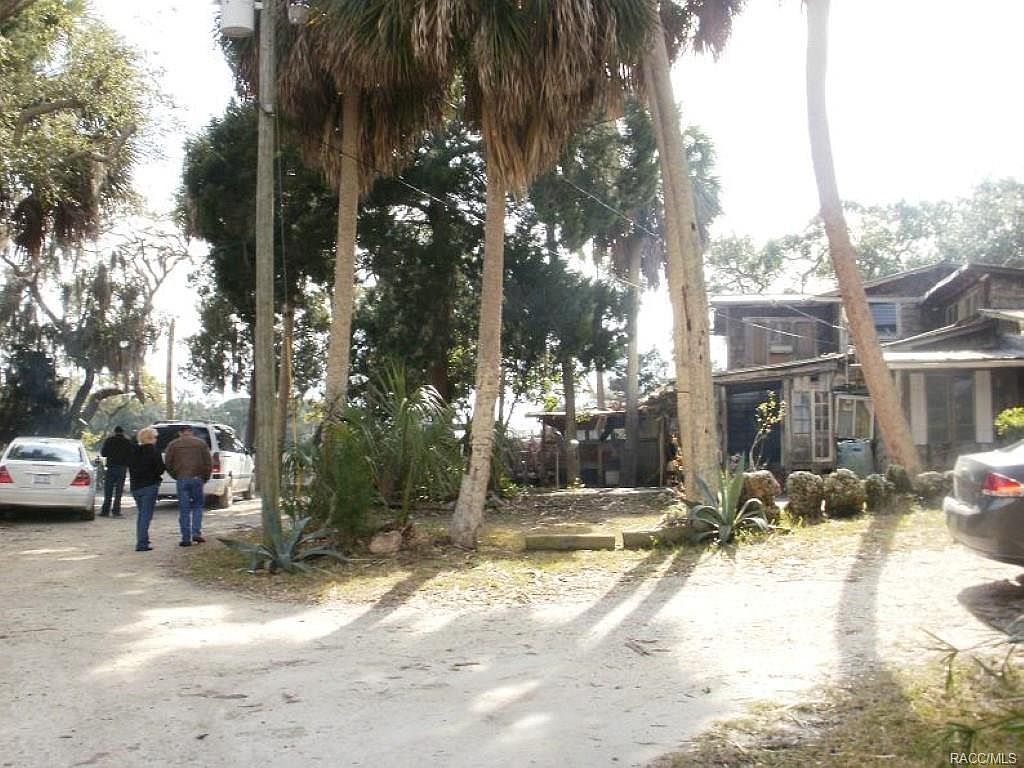 1 Tide Over Is, Yankeetown, FL 34498 Zillow