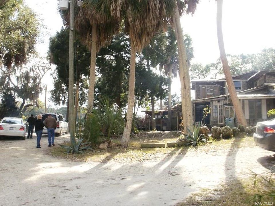 1 Tide Over Is, Yankeetown, FL 34498 Zillow