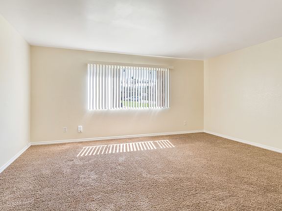 2nd image of 11140 Poplar St APT A