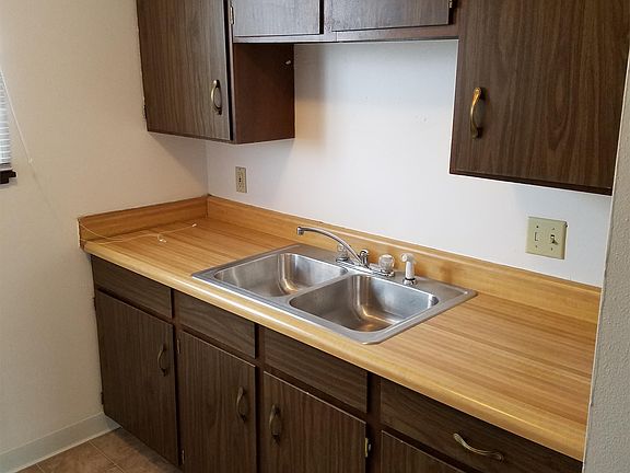 Amber Terrace - Kitchen (2)