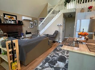 173 Roundhill Rd, Dingmans Ferry, PA 18328