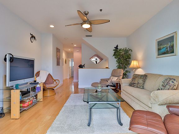 4th image of 3000 Ocean Shore Blvd APT 22