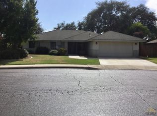 2909 Blackjack Oak Ln, Bakersfield, CA 93311
