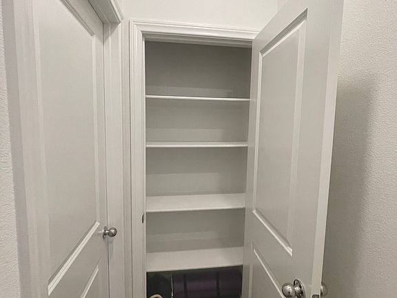 4th image of 1-5253 Wildflower Ln #1