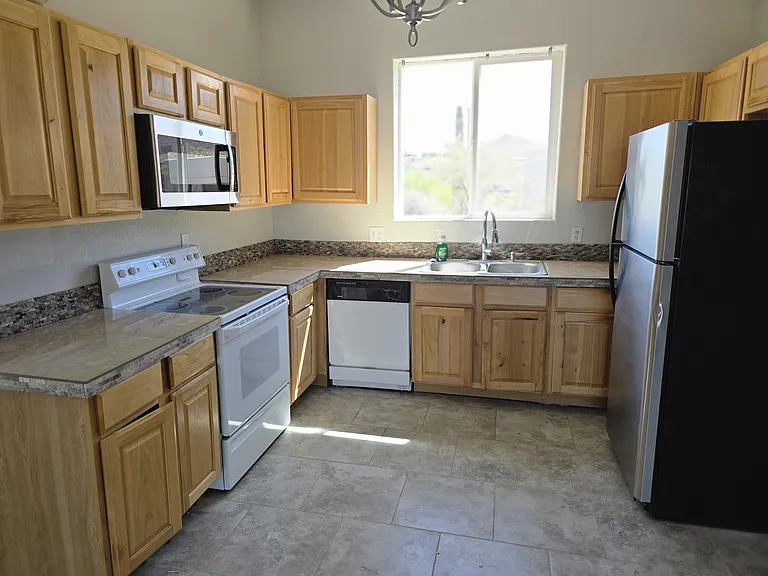 40624 N Old Stage Rd — Photo 47