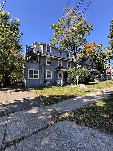 908 S Park St Photo 1