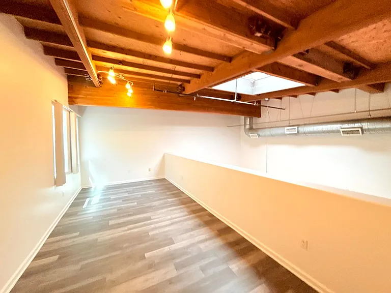 1734 N. Main St.,/ 633 Gibbons Street — Photo 34