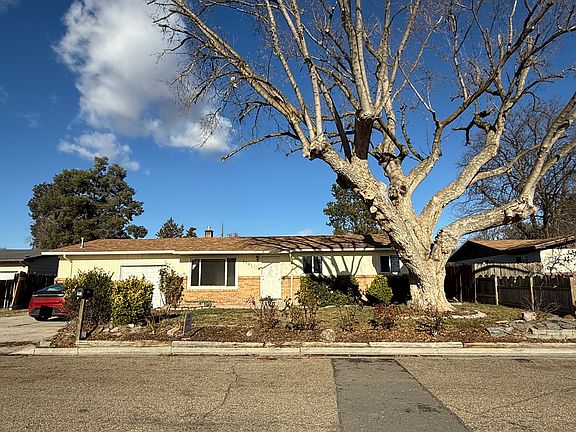 3rd image of 1501 Monte Vista Dr