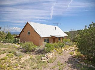 27 Hanuman Rd, CERRILLOS, NM 87010
