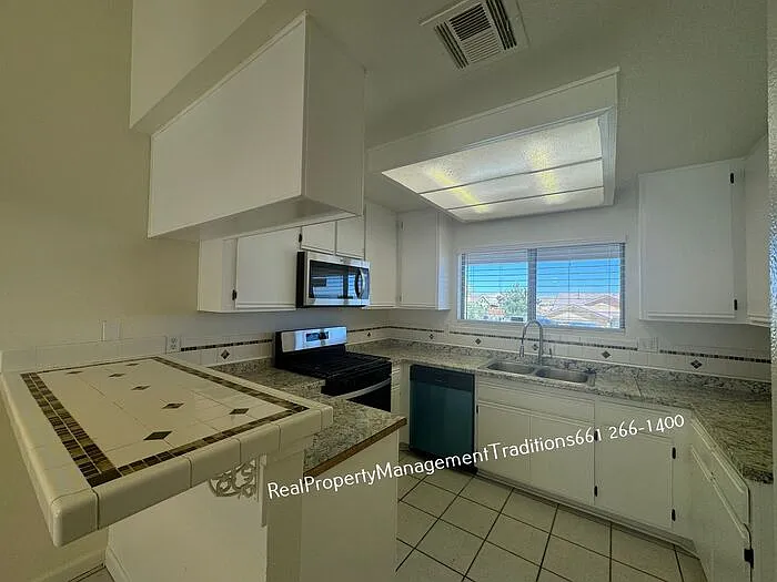 39559 166th St E — Photo 5