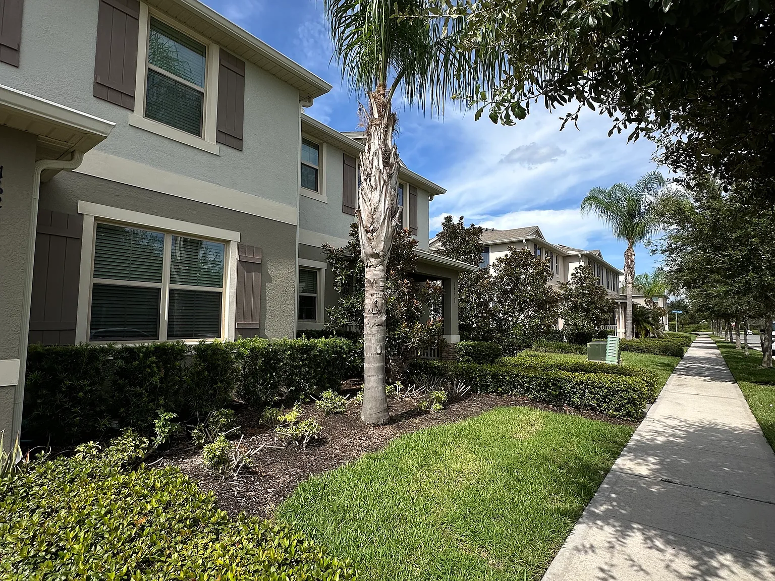3 bed, 2.5 bath, 1568 sqft, $2,600 — Photo 3