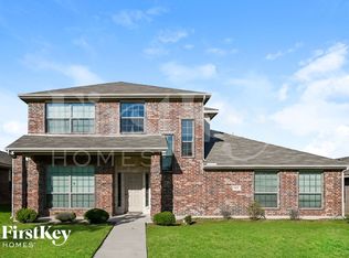 614 Canvas Ct, Lancaster, TX 75146